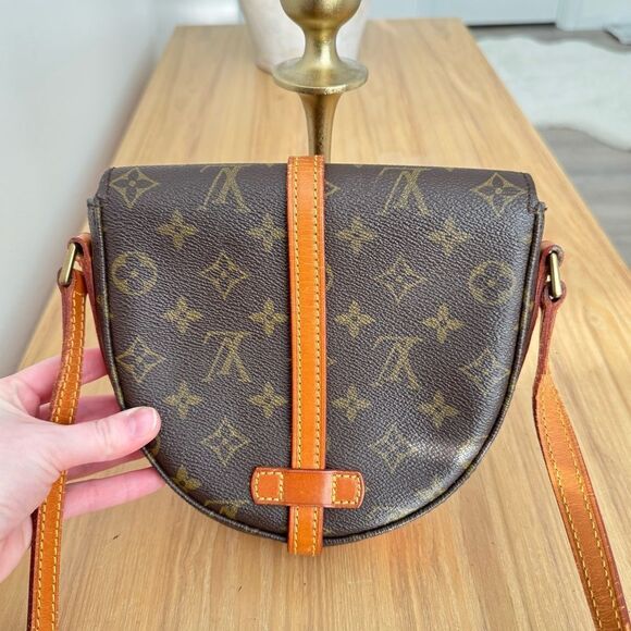 ✅AUTHENTIC✅LOUIS VUITTON CHANTILLY PM CROSSBODY BAG - Picture 4 of 15